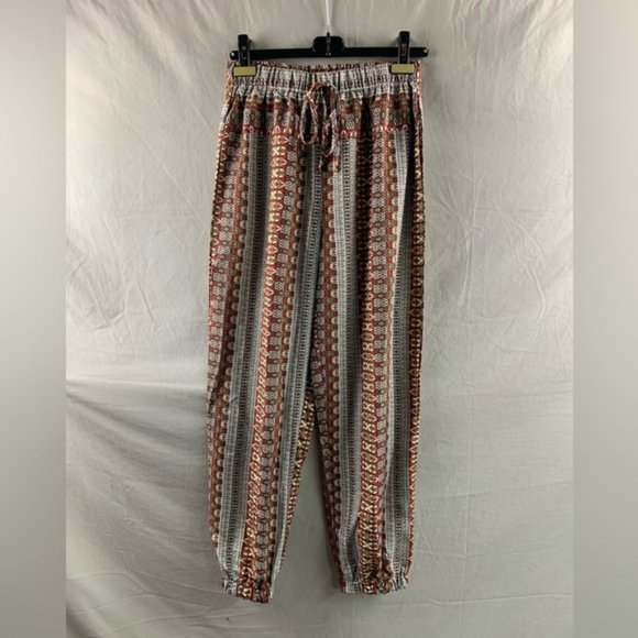 Boho Tie Front Carrot Pants - Picture 6 of 6
